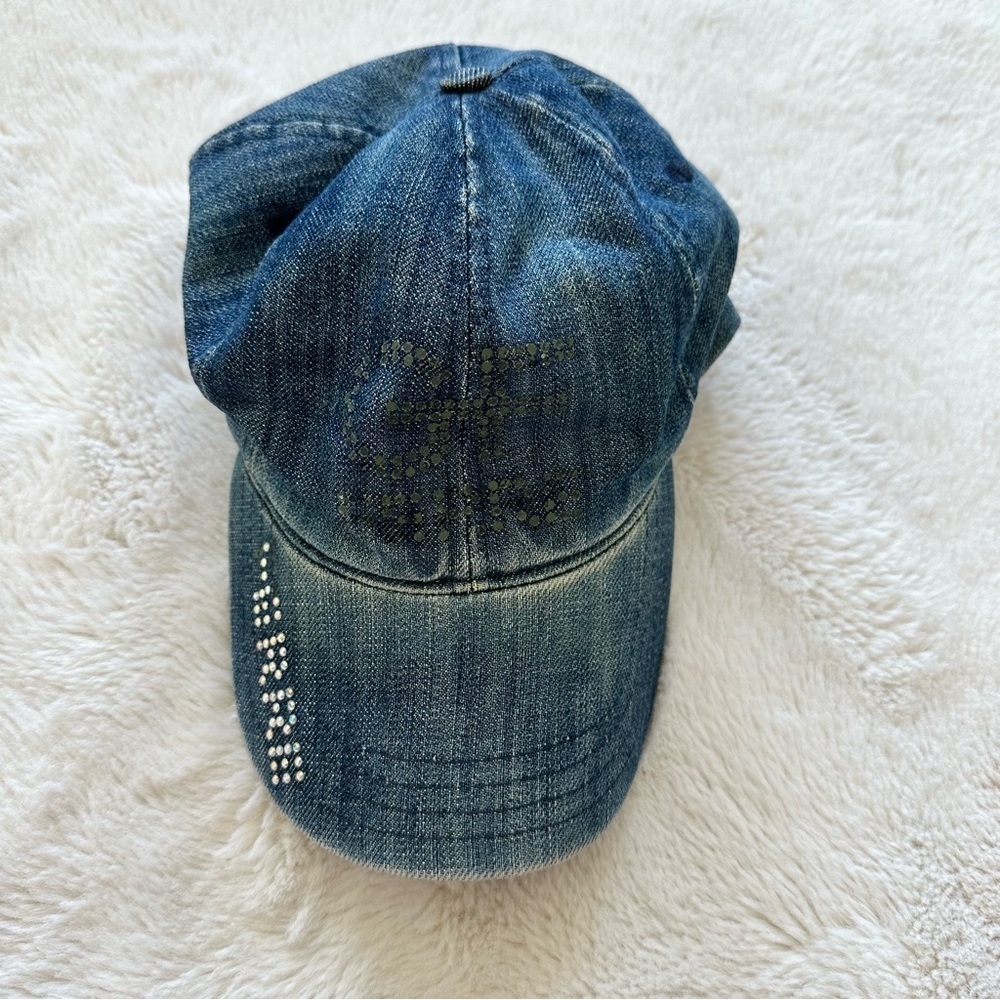 GF Ferre women cap